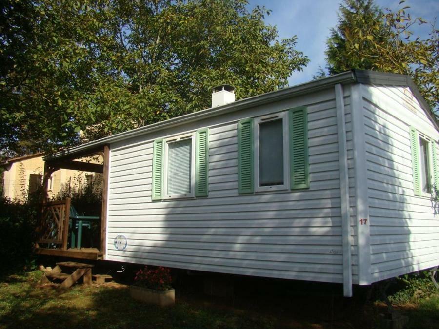 Camping Le Pigeonnier Saint-Crépin-et-Carlucet Zewnętrze zdjęcie